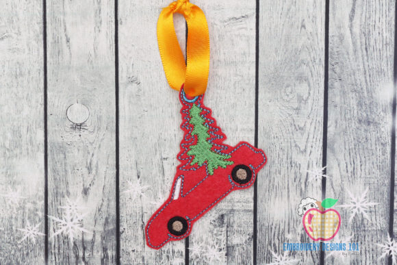 Christmas Car with Tree Ornament: A Hands-On Embroidery Review