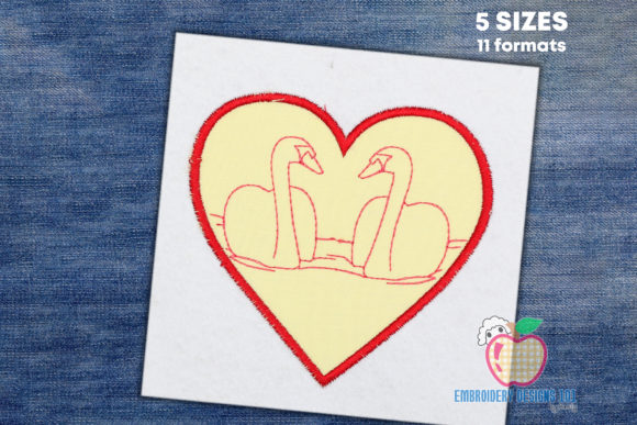 Swan Couple in Heart Applique: A Design Review